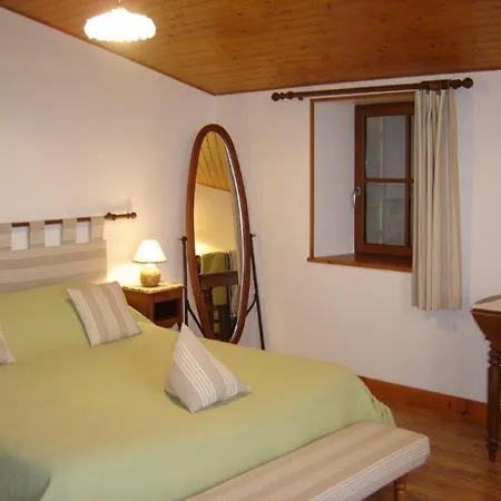 D'hotes Domaine Le Fragnaud Bed and breakfast 3*
