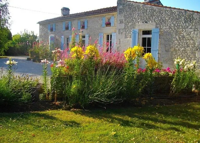 D'hotes Domaine Le Fragnaud 3* Saint-Porchaire